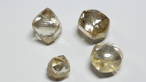 Typical diamond crystal formation of Moissanite